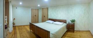 Гостевой дом Sanctuary Кутаиси Бюджетный двухместный номер с 1 кроватью или 2 отдельными кроватями-5